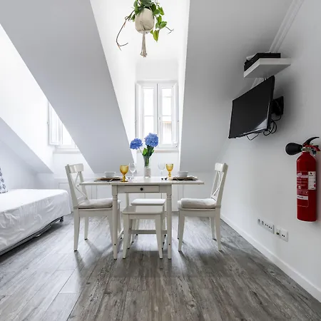 Castle Apartment Lisbon